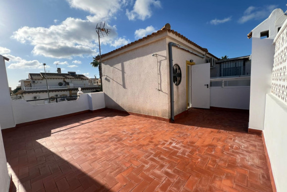 Resale - Townhouse - Orihuela Costa - Punta Prima