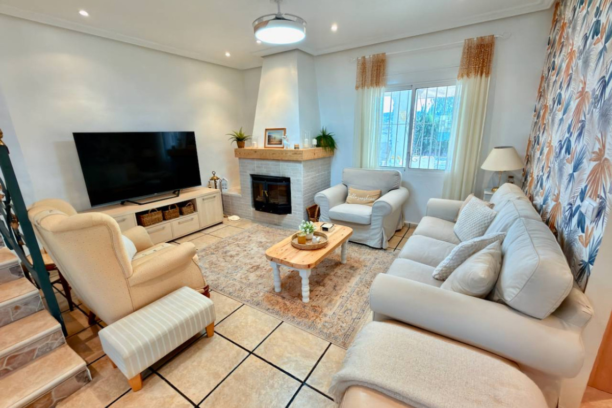 Revente - Villa - Hondón de las Nieves