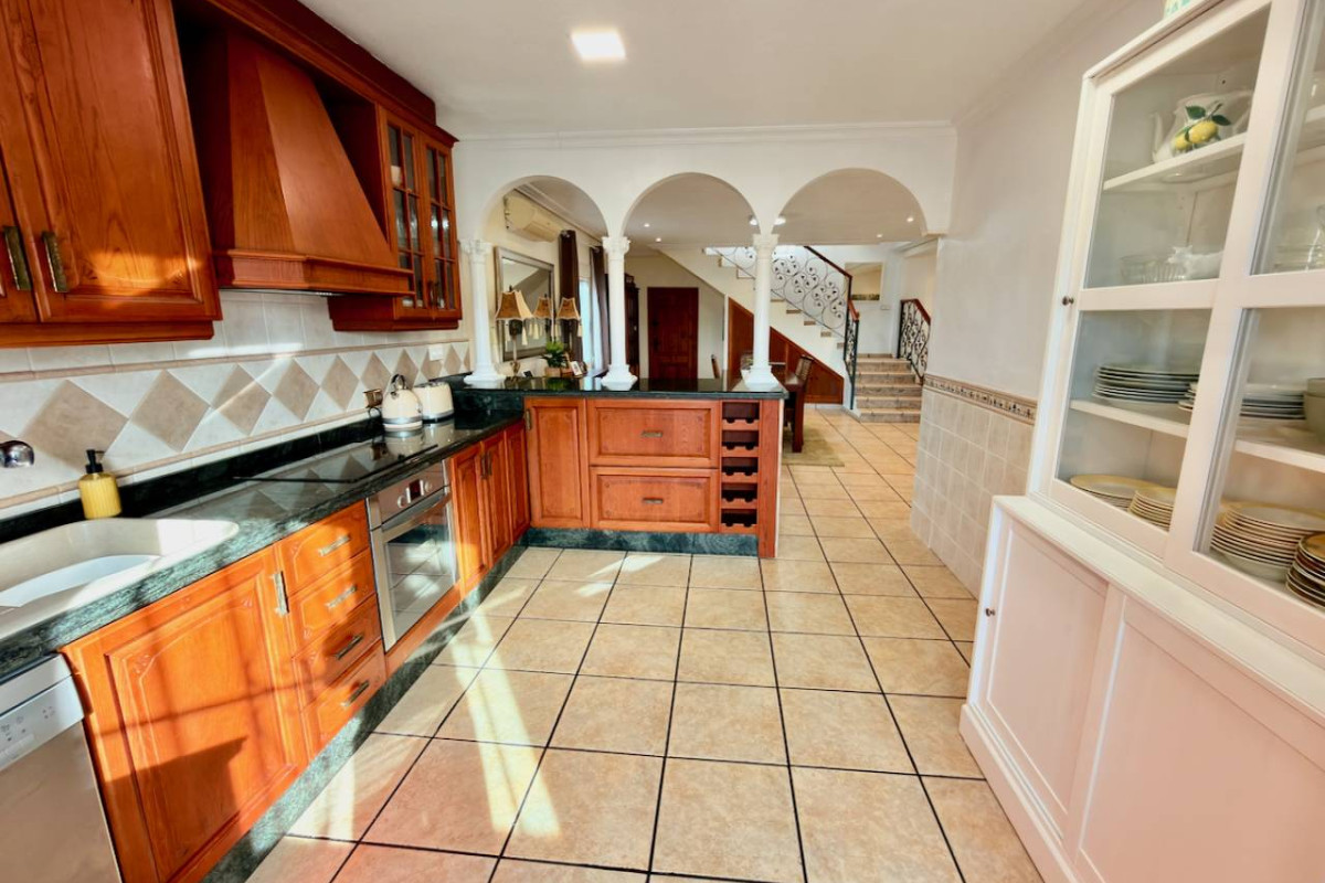 Revente - Villa - Hondón de las Nieves