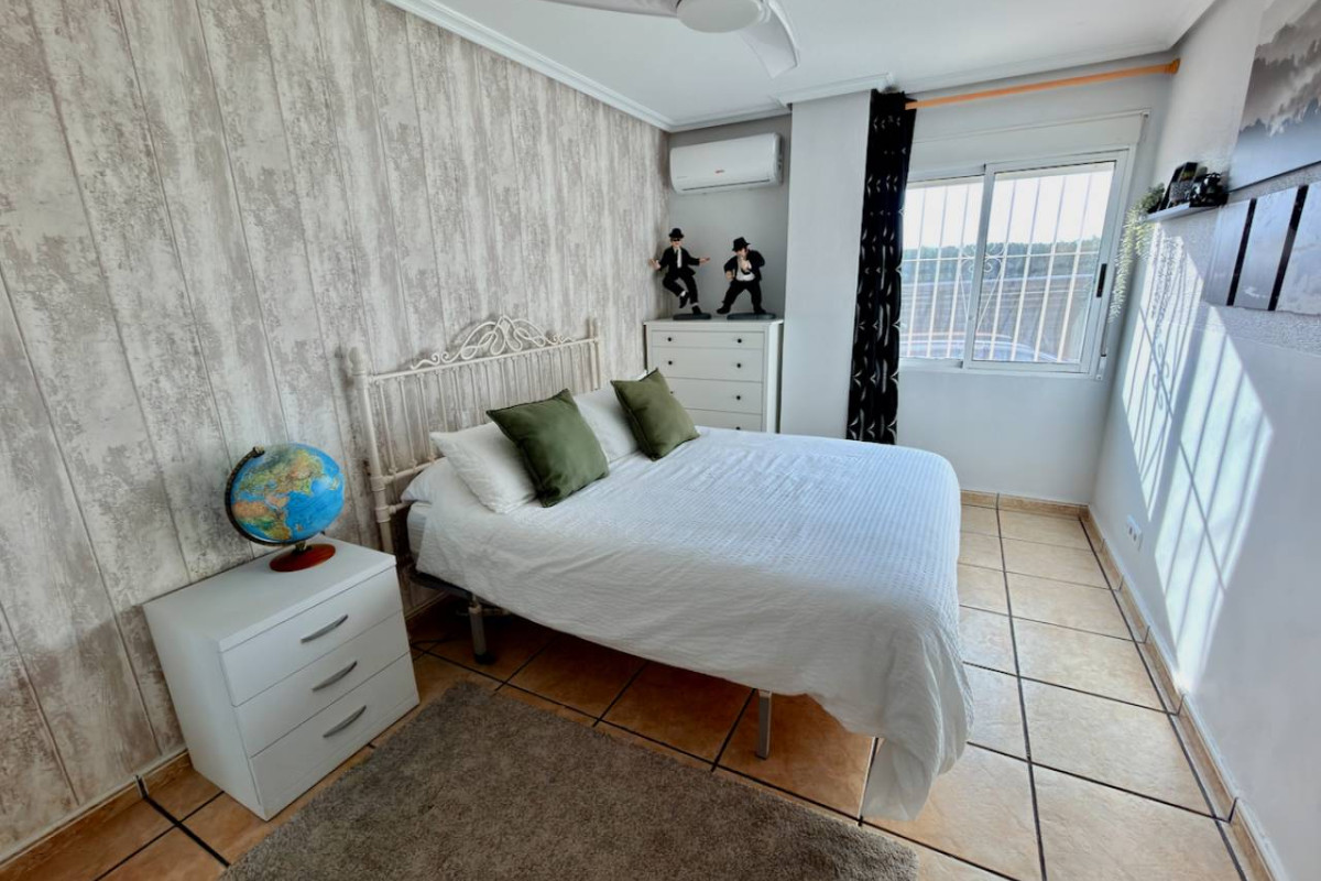 Revente - Villa - Hondón de las Nieves