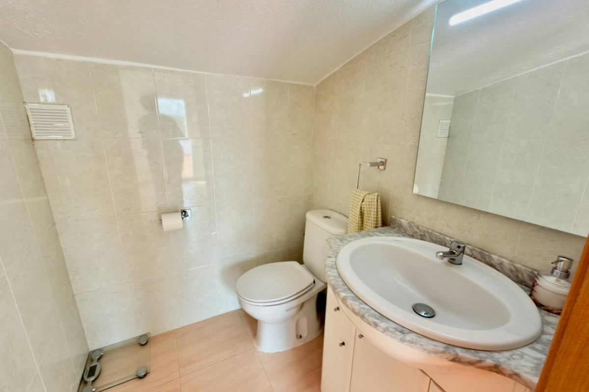 Revente - Villa - Hondón de las Nieves