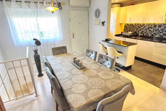 Resale - Townhouse - Orihuela Costa - Villamartin