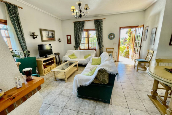 Herverkoop - Landelijke Woning-Finca - Daya Nueva