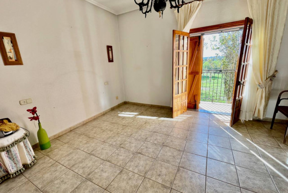 Herverkoop - Landelijke Woning-Finca - Daya Nueva