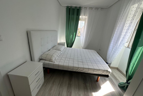 Resale - Apartment  - Alicante - Pau I