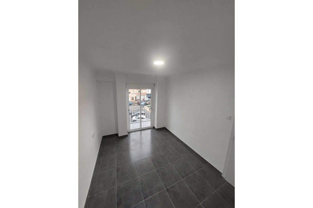 Herverkoop - Appartement  - Santa Pola - Eroski