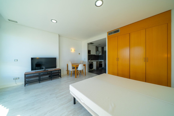 Resale - Apartment  - Madrid - Virgen del Cortijo - Manoteras
