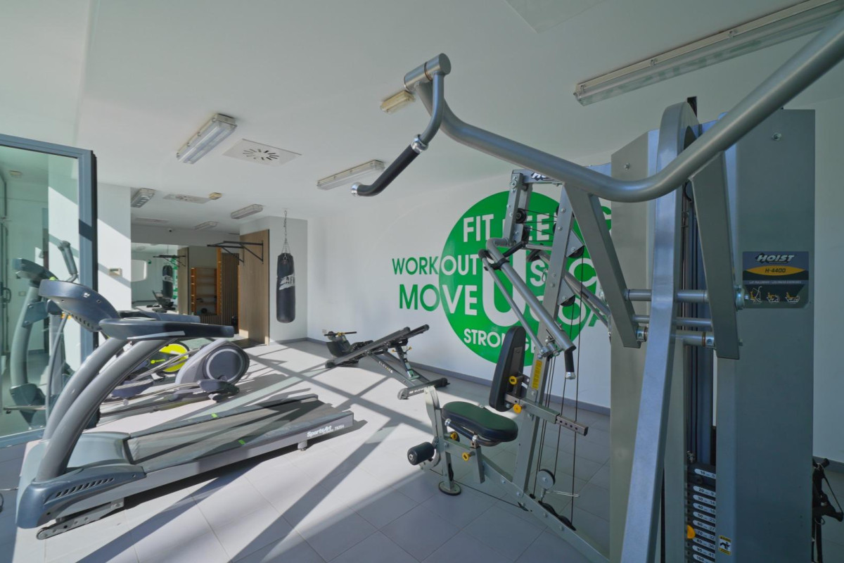 Resale - Apartment  - Madrid - Virgen del Cortijo - Manoteras