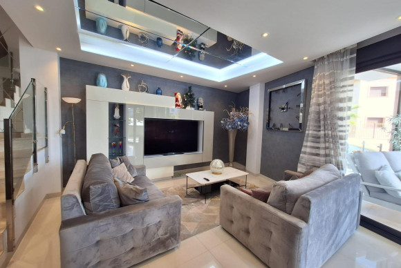 Herverkoop - Woning - Orihuela Costa - Villamartín-Las Filipinas