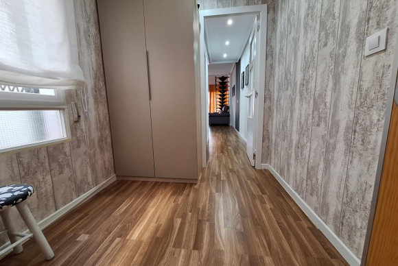 Resale - Ático Dúplex - Torrevieja - Centro