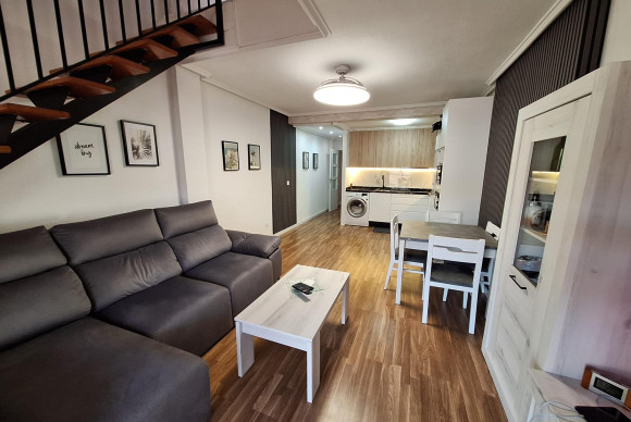 Resale - Ático Dúplex - Torrevieja - Centro