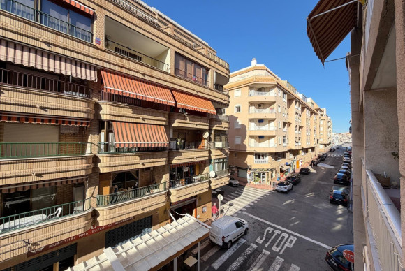 Herverkoop - Appartement  - Torrevieja - Playa del Cura