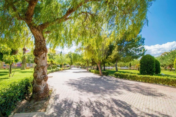 Resale - Apartment  - Torrevieja - Centro