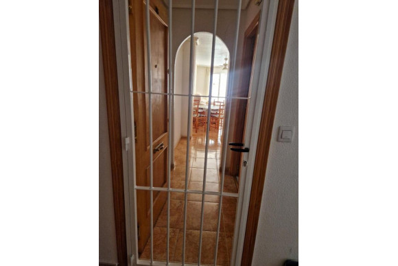 Resale - Apartment  - Torrevieja - Centro