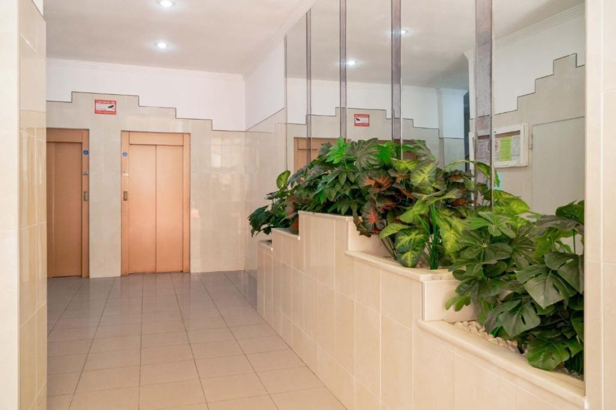 Resale - Apartment  - Torrevieja - Centro