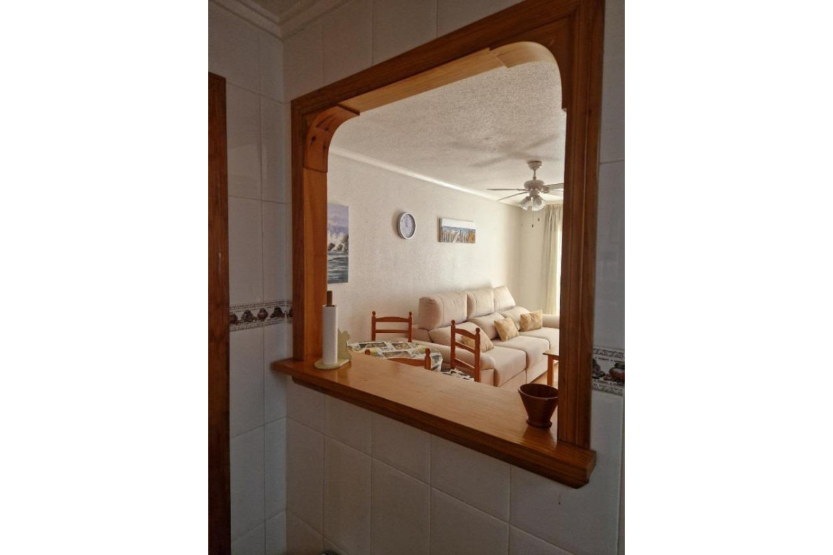 Resale - Apartment  - Torrevieja - Centro