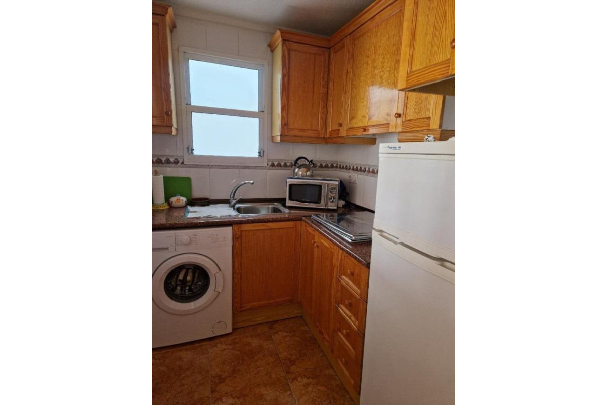 Resale - Apartment  - Torrevieja - Centro