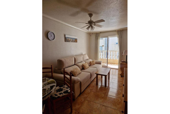 Resale - Apartment  - Torrevieja - Centro