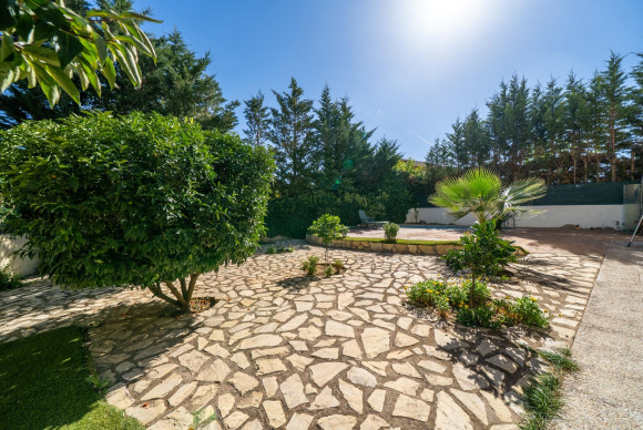 Resale - House - San Martin de Valdeiglesias - Garnacho