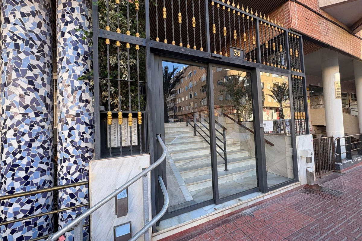 Herverkoop - Appartement  - Torrevieja - Playa del Cura