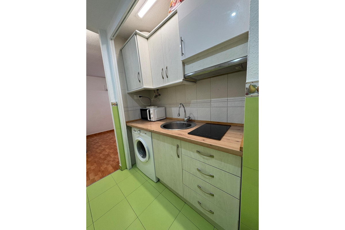 Herverkoop - Appartement  - Torrevieja - Playa del Cura