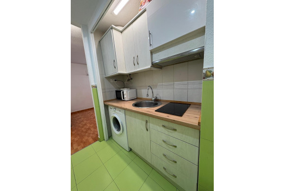 Herverkoop - Appartement  - Torrevieja - Playa del Cura