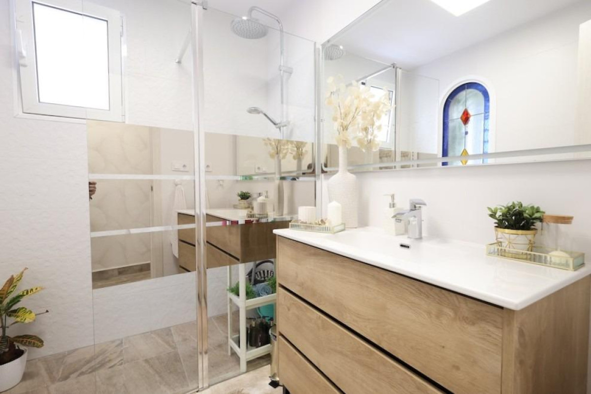 Resale - Villa - San Miguel de Salinas - Las filipinas