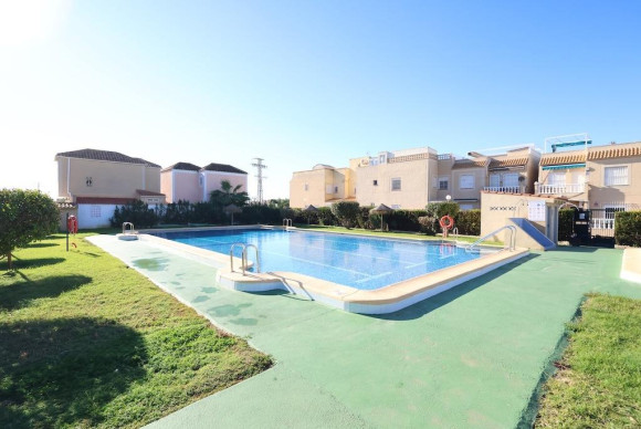 Resale - Apartment  - Torrevieja - Torretas