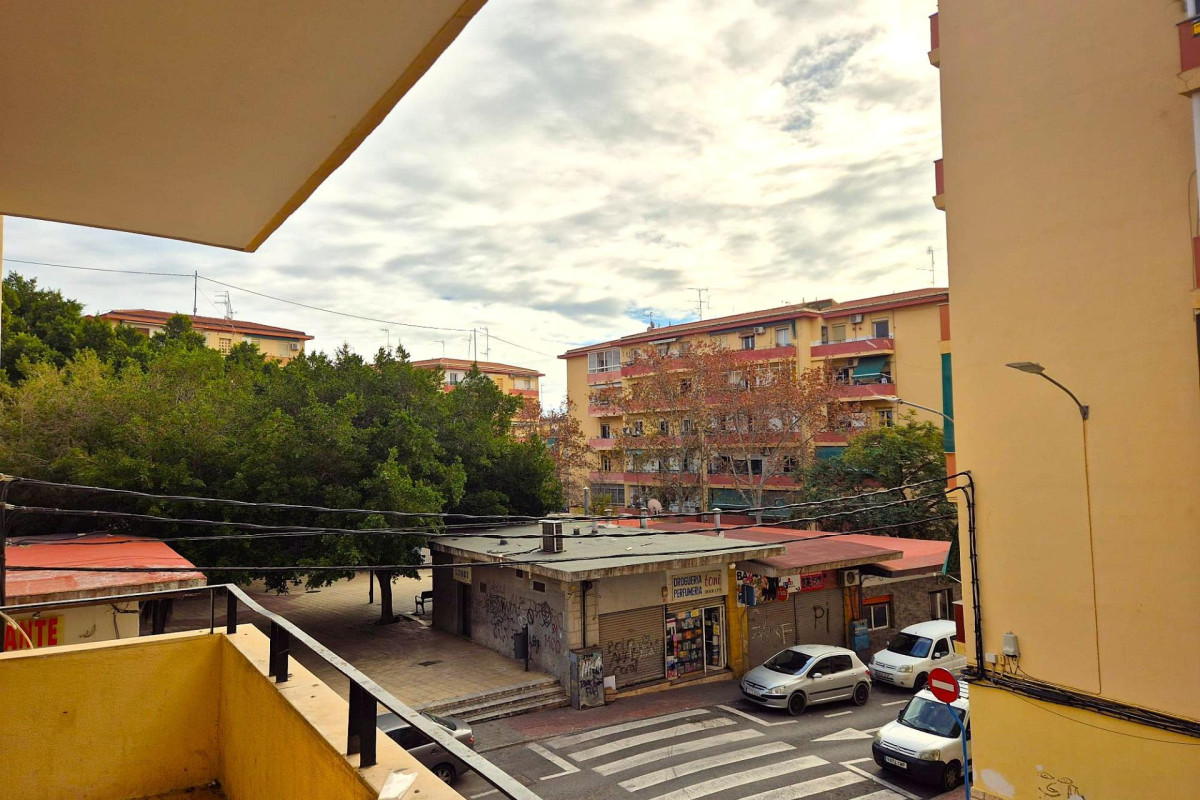 Herverkoop - Appartement  - Alicante - Virgen del Remedio-Parque lo Morant