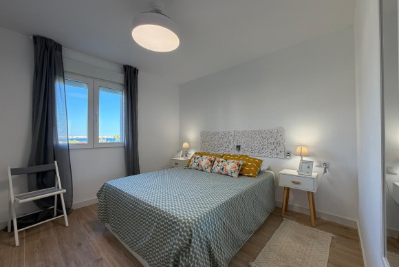 Resale - Apartment  - Torrevieja - Punta prima