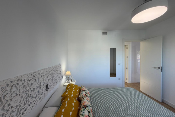 Resale - Apartment  - Torrevieja - Punta prima