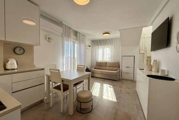 Herverkoop - Appartement  - Torrevieja - Nueva Torrevieja