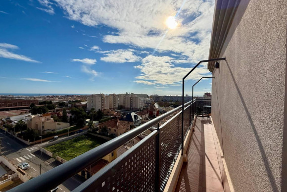 Herverkoop - Appartement  - Torrevieja - Nueva Torrevieja