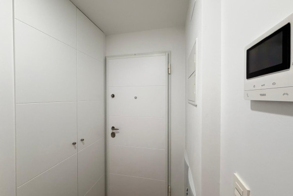 Reventa - Apartamento / piso - Torrevieja - Estacion de autobuses