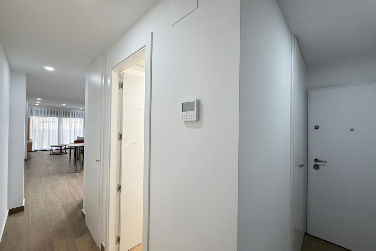 Reventa - Apartamento / piso - Torrevieja - Estacion de autobuses