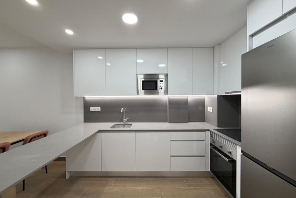 Reventa - Apartamento / piso - Torrevieja - Estacion de autobuses