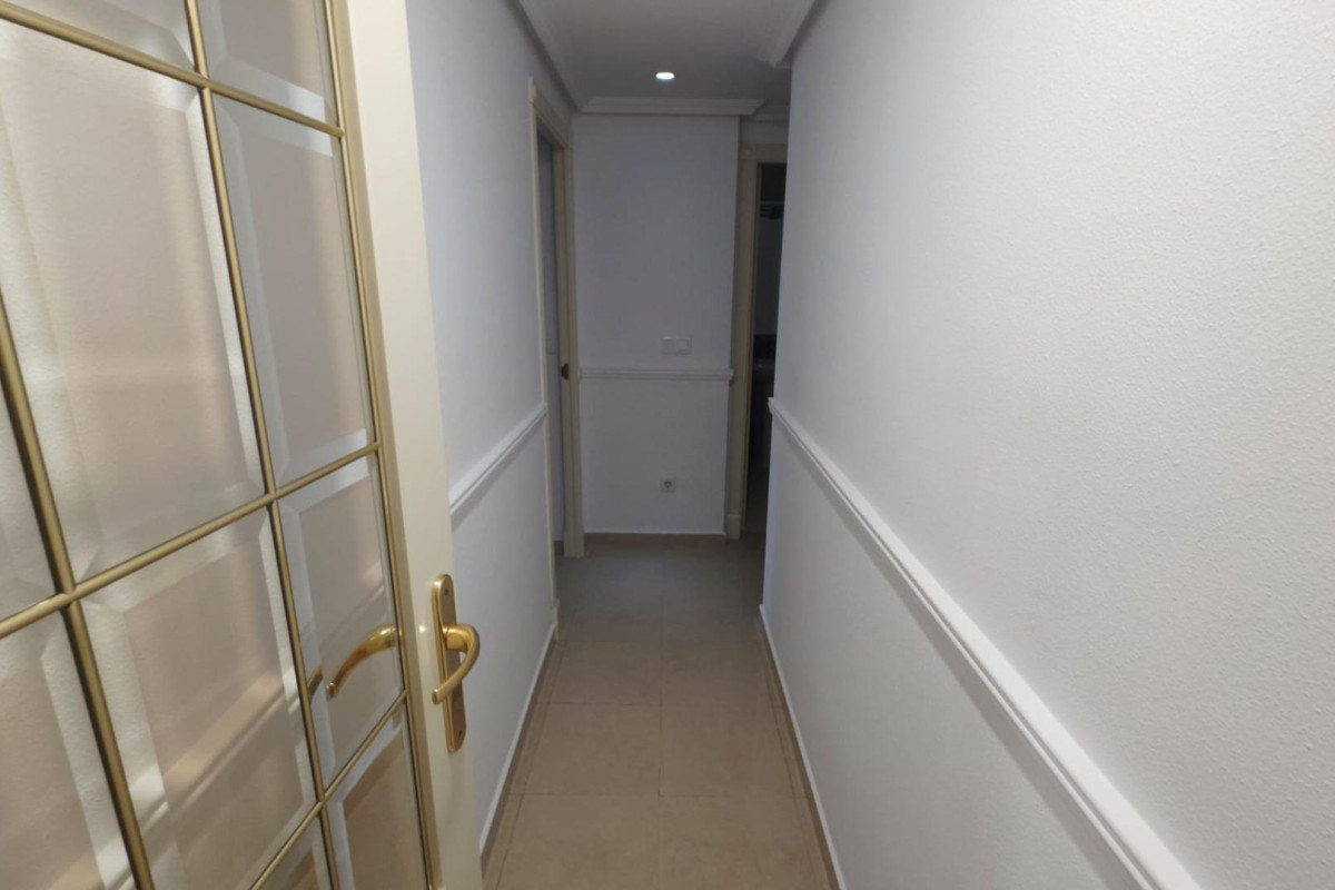 Resale - Apartment  - Alicante - Playa de San Juan