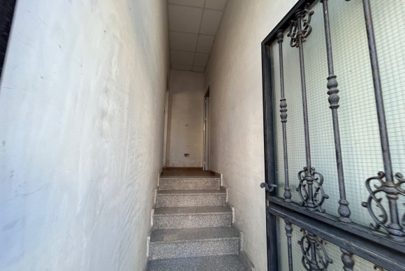 Reventa - Commercial (6) - Jacarilla