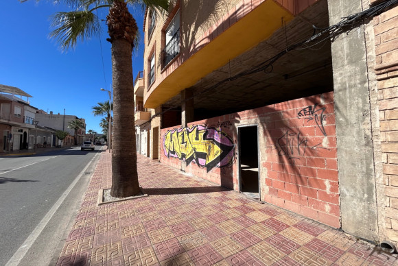 Reventa - Commercial (6) - Jacarilla