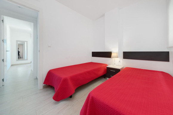 Resale - Apartment  - Torrevieja - PLAYA DE LA MATA