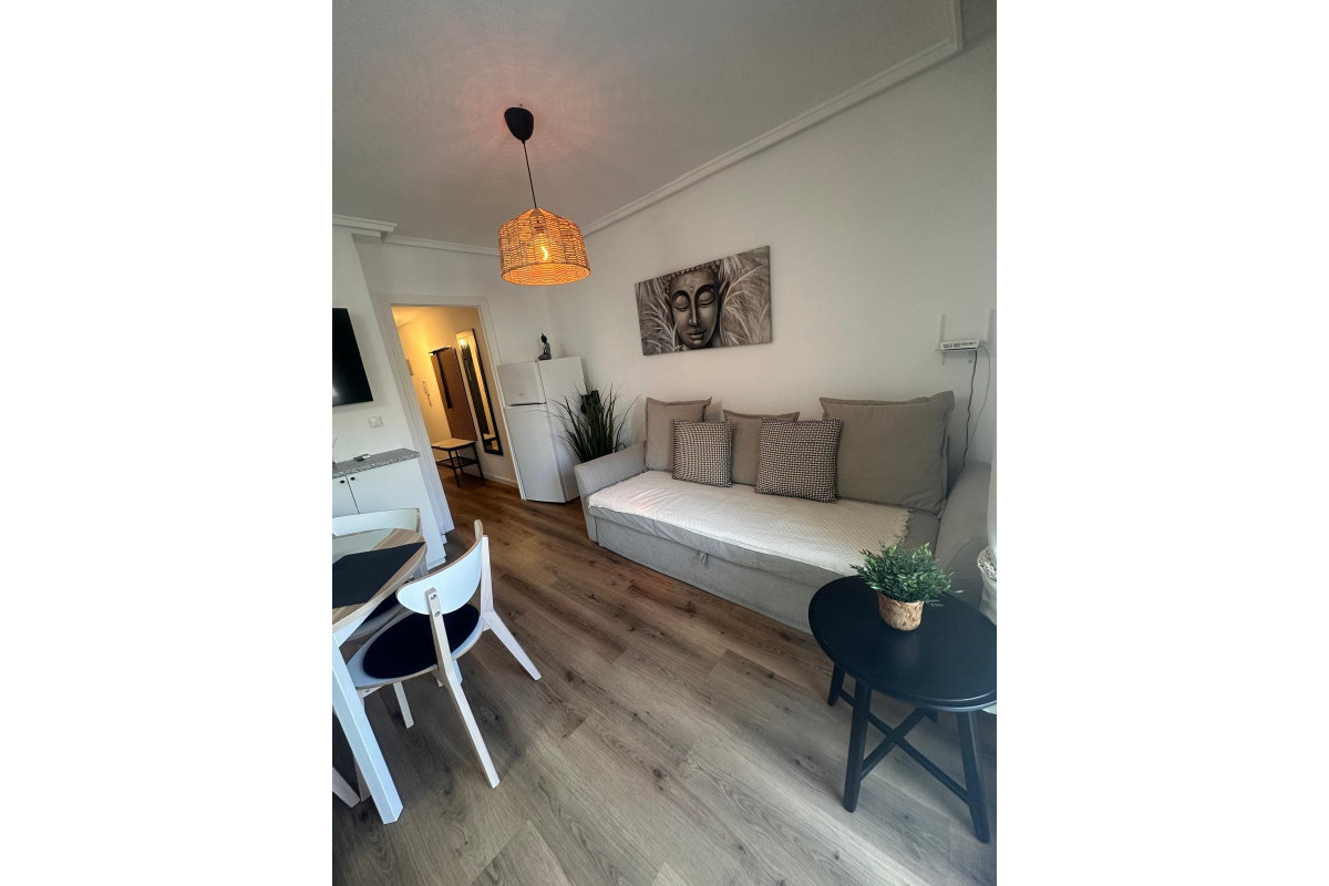 Herverkoop - Appartement  - Torrevieja - Playa del Cura