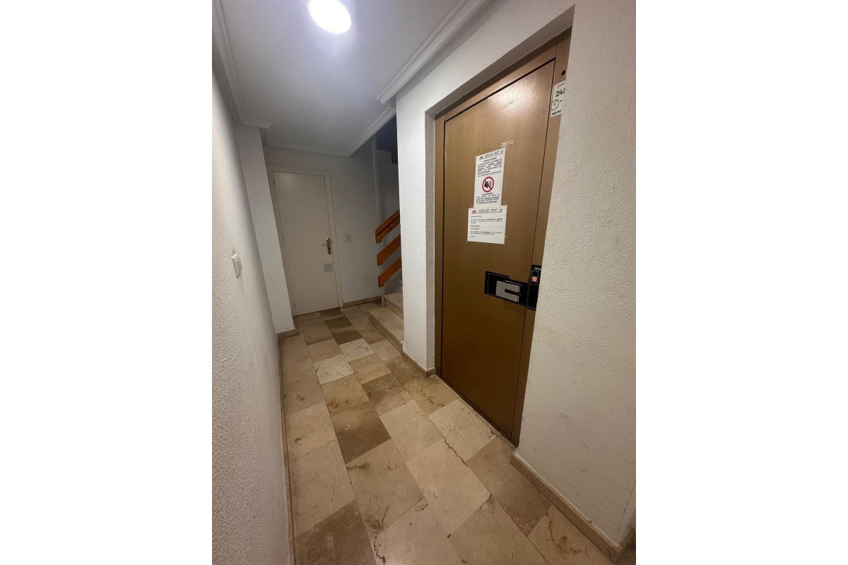 Herverkoop - Appartement  - Torrevieja - Playa del Cura