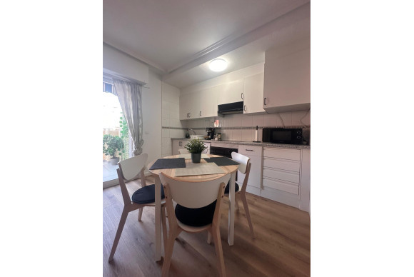 Herverkoop - Appartement  - Torrevieja - Playa del Cura