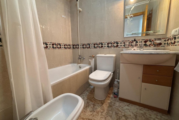 Herverkoop - Appartement  - Torrevieja - Playa del Cura