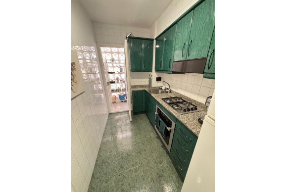 Resale - Apartment  - Alicante - Carolinas Altas