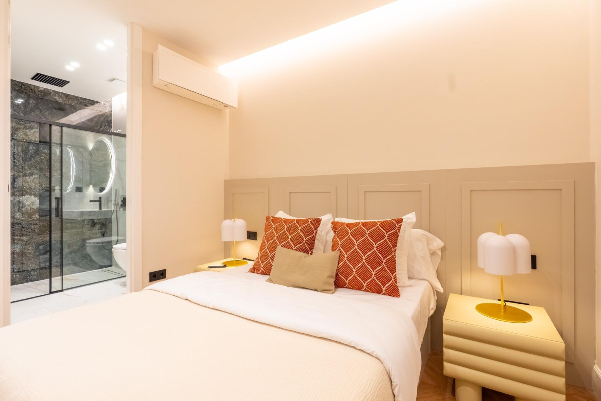 Resale - Apartment  - Madrid - Barrio de Salamanca