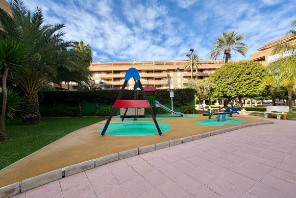 Resale - Apartment / flat - Denia - Port