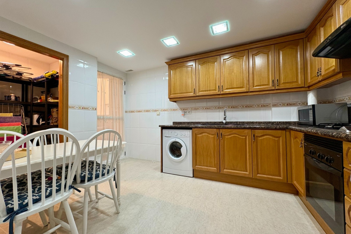 Resale - Apartment / flat - Denia - Port