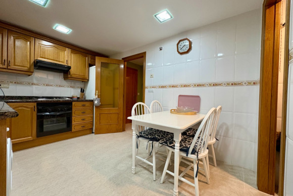 Resale - Apartment / flat - Denia - Port