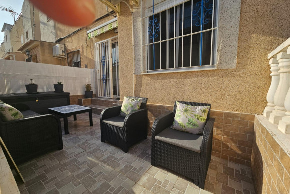 Resale - Apartment  - Torrevieja - Lago jardin